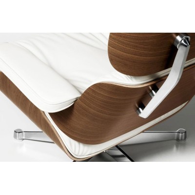 Jason Lounge Sessel Special Edition aus Vollnarbenleder und Walnussholz