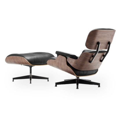 Eames Lounge Chair Replica in Cognac Brown Leather by Charles & Ray Eames